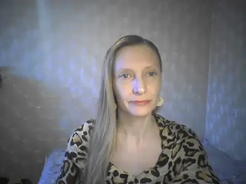 LunaBelle8 online show from 04-27-26, 05:11