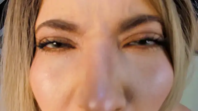 Snapshot of OneBeauty_ chatting on 05-01-26, 03:05 OneBeauty online show from 05-01-26, 03:05
