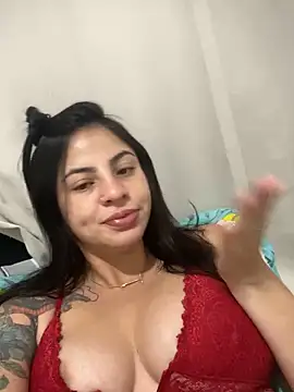 Snapshot of Livia-cortez chatting on 05-17-26, 01:29 Livia-cortez online show from 05-17-26, 01:29