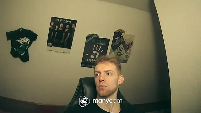 Snapshot of Milkyman7 chatting on 12-15-24, 01:46 Milkyman7 online show from 12-15-24, 01:46