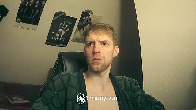 Snapshot of Milkyman7 chatting on 01-03-25, 11:23 Milkyman7 online show from 01-03-25, 11:23