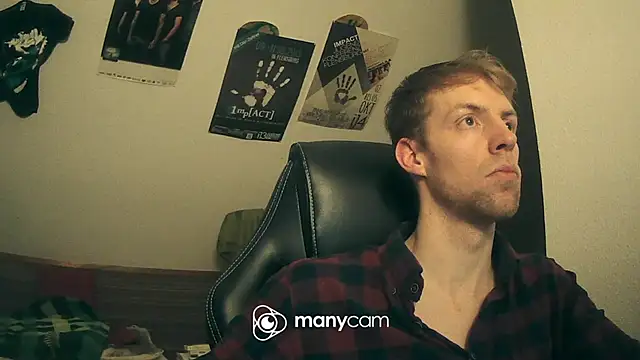 Snapshot of Milkyman7 chatting on 02-01-25, 11:37 Milkyman7 online show from 02-01-25, 11:37