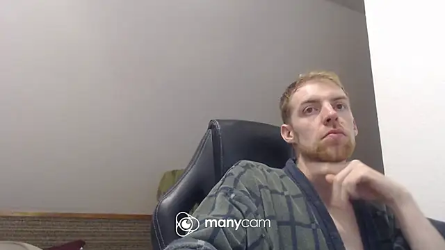 Snapshot of Milkyman7 chatting on 11-15-25, 08:49 Milkyman7 online show from 11-15-25, 08:49