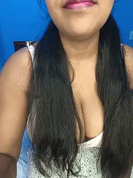 Snapshot of Newragini chatting on 07-31-26, 06:18 Newragini online show from 07-31-26, 06:18
