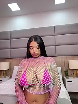 Snapshot of LilyFoox chatting on 05-16-26, 12:59 LilyFoox online show from 05-16-26, 12:59