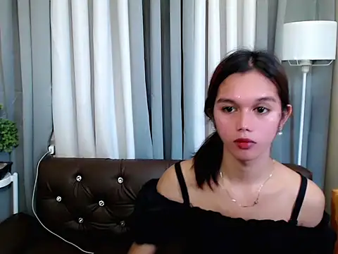 Snapshot of marie_castro chatting on 05-18-26, 03:57 marie castro online show from 05-18-26, 03:57