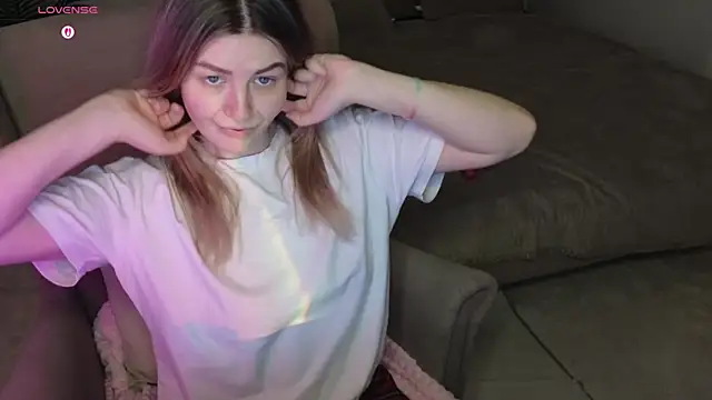 TonyaMeow online show from 05-13-26, 01:25