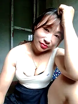 Snapshot of Tieuthu2 chatting on 05-02-26, 03:33 Tieuthu2 online show from 05-02-26, 03:33