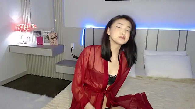 Maiaxoxo online show from 05-30-26, 02:30