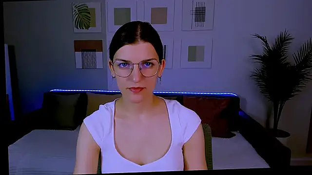 AnnaThorne online show from 05-02-26, 04:17