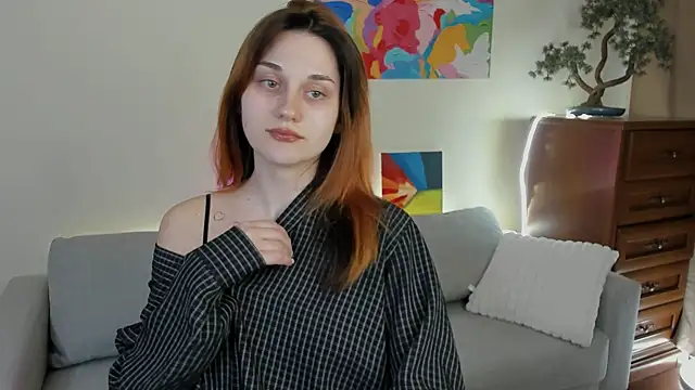 elani lune online show from 04-28-26, 04:01