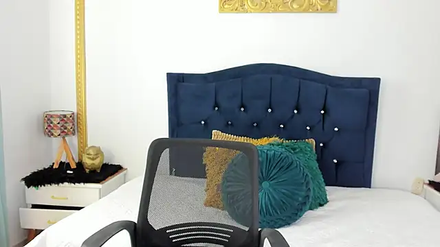 AmberKayleigh online show from 06-01-26, 01:57