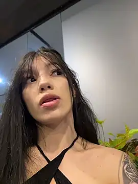 Snapshot of Maddison_Foxxx chatting on 07-17-26, 12:34 Maddison Foxxx online show from 07-17-26, 12:34