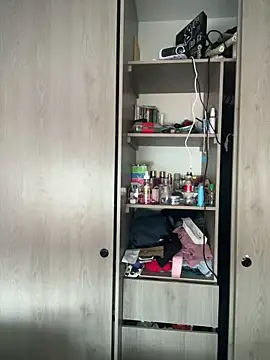Soffy 20 online show from 05-15-26, 05:42