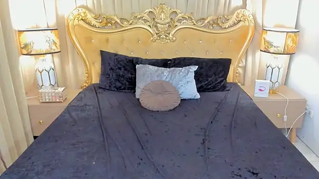 OliviaRoxy online show from 06-03-26, 12:52