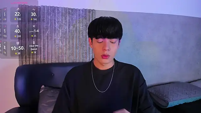 Isaac 01  online show from 04-18-26, 12:42