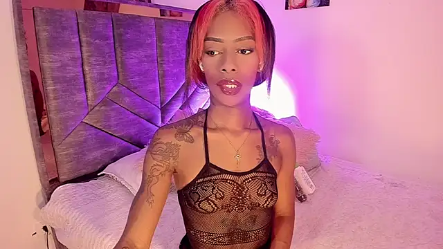 Snapshot of daniela-hot01 chatting on 07-17-26, 03:39 daniela-hot01 online show from 07-17-26, 03:39