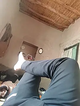 Sahraoui195 online show from 04-18-26, 12:42