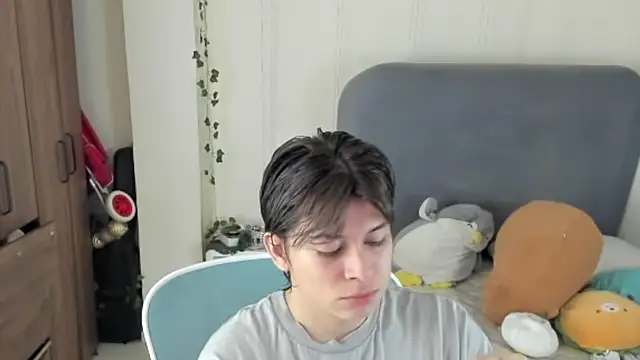 Snapshot of Felixzyn chatting on 07-24-26, 07:23 Felixzyn online show from 07-24-26, 07:23