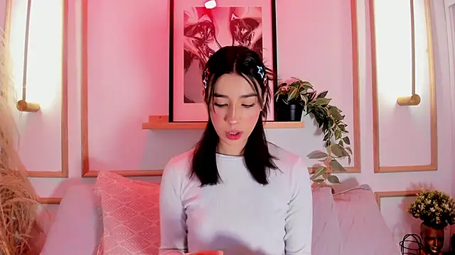 Nanami  online show from 05-20-26, 01:06