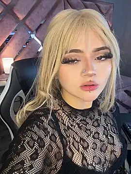 lya nekko  online show from 06-21-26, 04:37