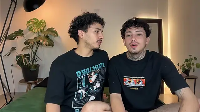 Noah and Steven online show from 05-10-26, 10:59