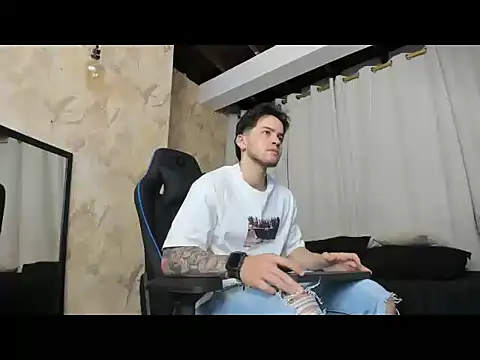 RONNY COLTON online show from 05-19-26, 10:32