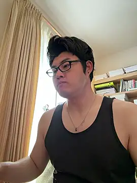 Snapshot of shun_201 chatting on 06-12-26, 06:01 shun 201 online show from 06-12-26, 06:01