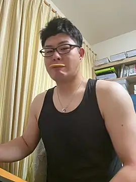 Snapshot of shun_201 chatting on 06-20-26, 07:00 shun 201 online show from 06-20-26, 07:00