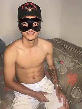 stivenblossom online show from 04-19-26, 07:29