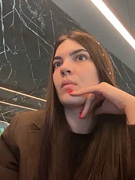 Anna bunny online show from 05-18-26, 01:17