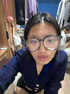 qiqi202602 online show from 04-25-26, 12:08