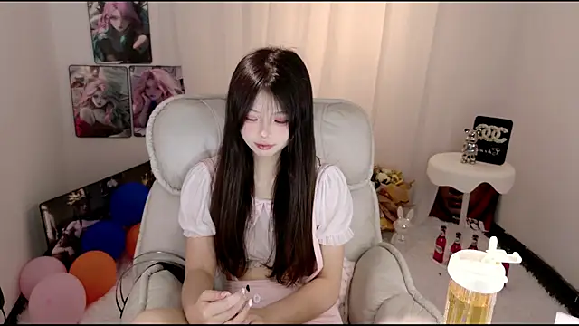 ChuYI-007 online show from 05-27-26, 08:44