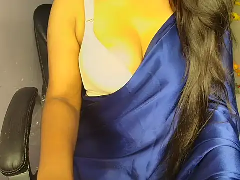 Hotty Girl147 online show from 05-09-26, 04:50