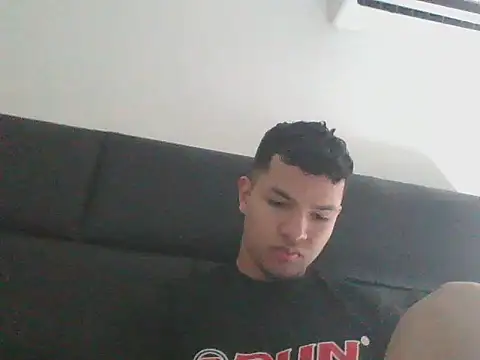 Hunteerm online show from 04-19-26, 04:17