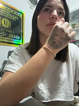 Mia Tylor01 online show from 07-04-26, 04:51