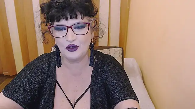 QuuenOfSin online show from 03-02-25, 05:25