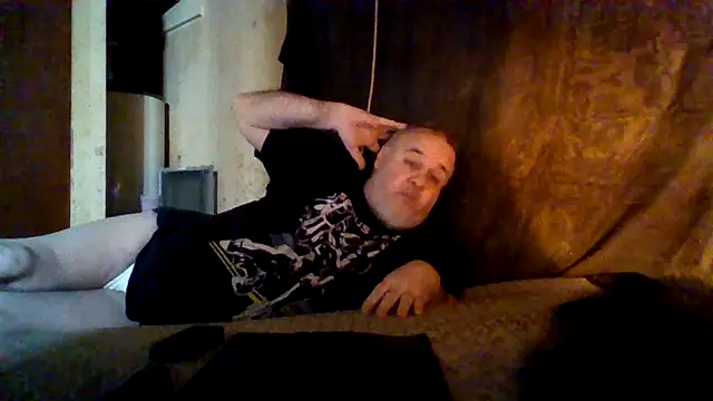 Nightshade1195 online show from 05-28-26, 06:05