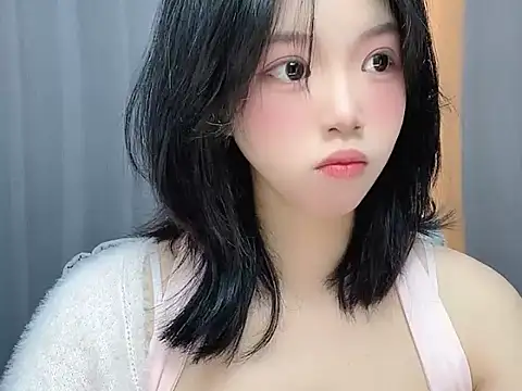 TwinXXyan online show from 04-21-26, 02:15