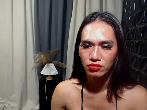 Queen Haliyah online show from 05-15-26, 11:01