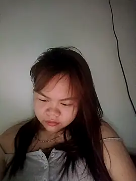 Snapshot of Truxcy1 chatting on 04-25-26, 10:18 Truxcy1 online show from 04-25-26, 10:18