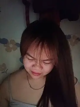 Snapshot of Truxcy1 chatting on 05-24-26, 05:51 Truxcy1 online show from 05-24-26, 05:51
