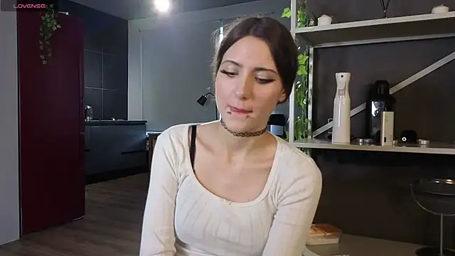 lovergirl4me online show from 05-20-26, 03:07