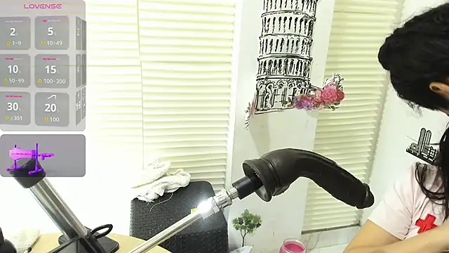 Snapshot of violett_collinss chatting on 06-05-26, 01:56 violett collinss online show from 06-05-26, 01:56