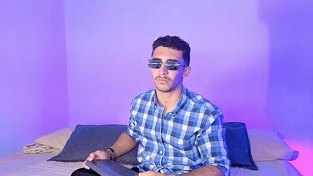 caius bigcock1 online show from 07-23-26, 12:35