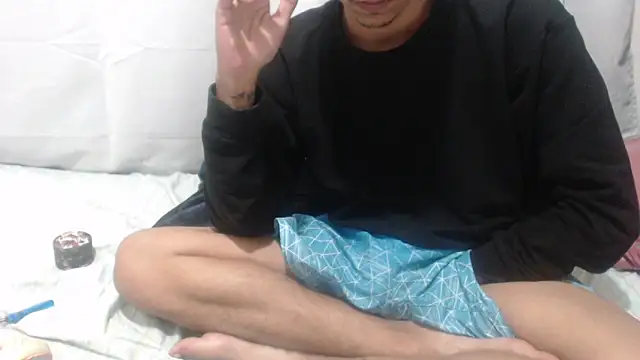 dark 21   online show from 04-21-26, 04:30