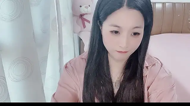 Snapshot of D-Misslu chatting on 07-03-26, 01:23 D-Misslu online show from 07-03-26, 01:23