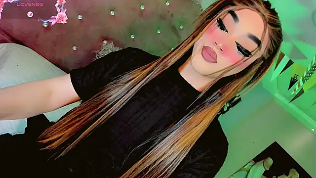 Snapshot of Camila_Vasquezz1 chatting on 06-19-26, 08:34 Camila Vasquezz1 online show from 06-19-26, 08:34