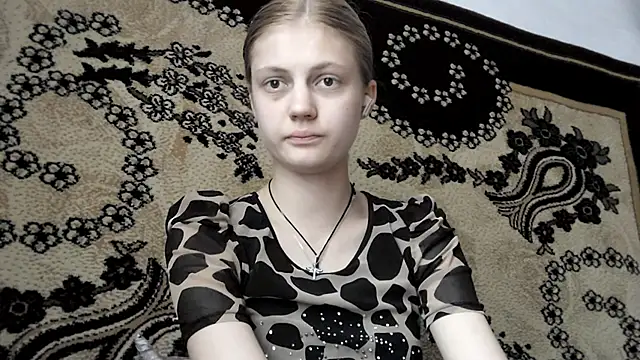 LunaLaday online show from 06-05-26, 03:24