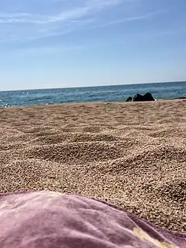 yestwooo online show from 04-21-26, 10:10